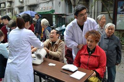 遇見(jiàn)美好時(shí)光!定安路社區(qū)首屆&ldquo;銀杏文化節(jié)&rdquo;來(lái)襲!